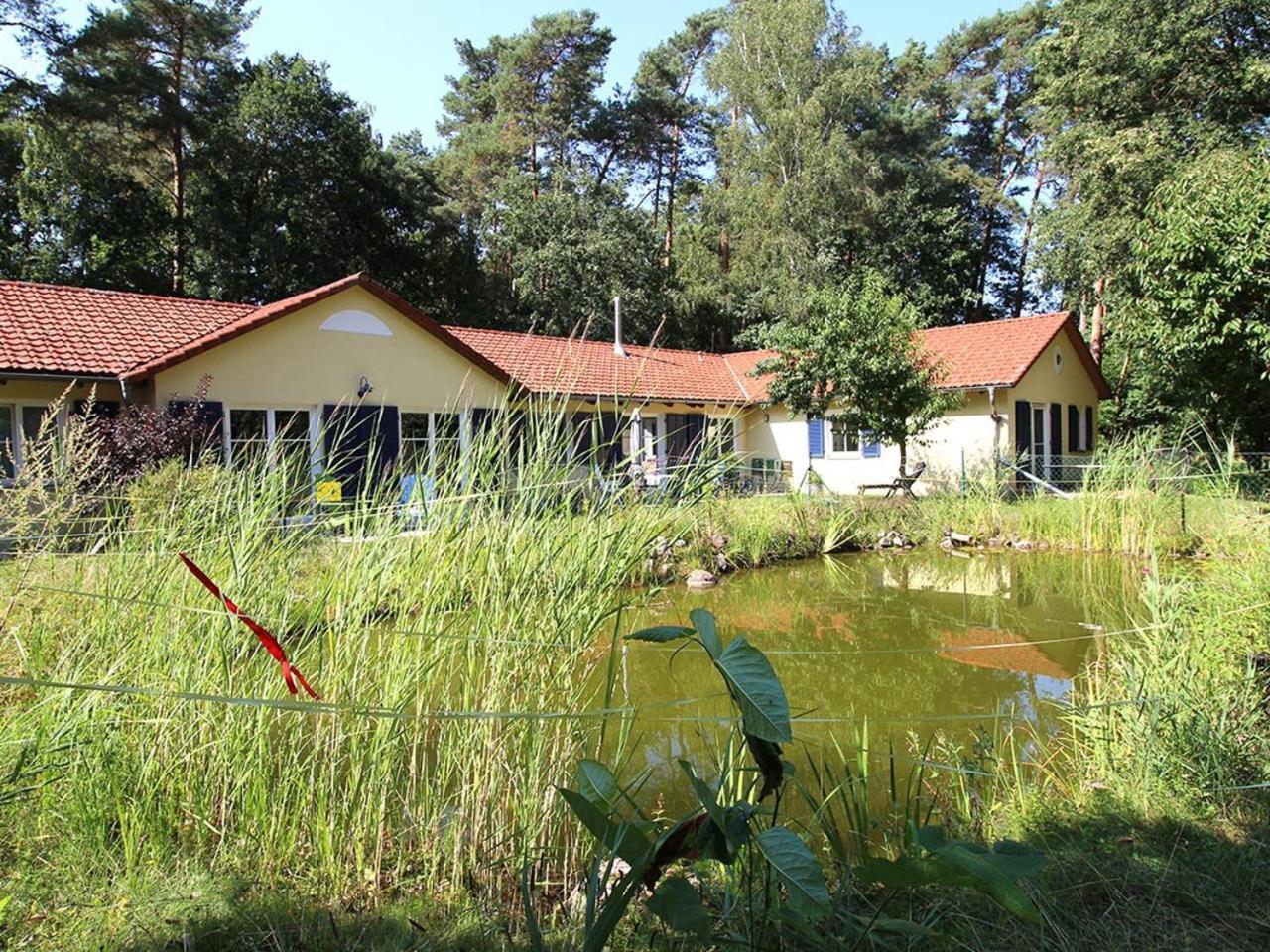 Bauernhof-Streichel-Zoo-Kombi-Familien-Suite-Im-Wald-Am-See Gulow Ngoại thất bức ảnh